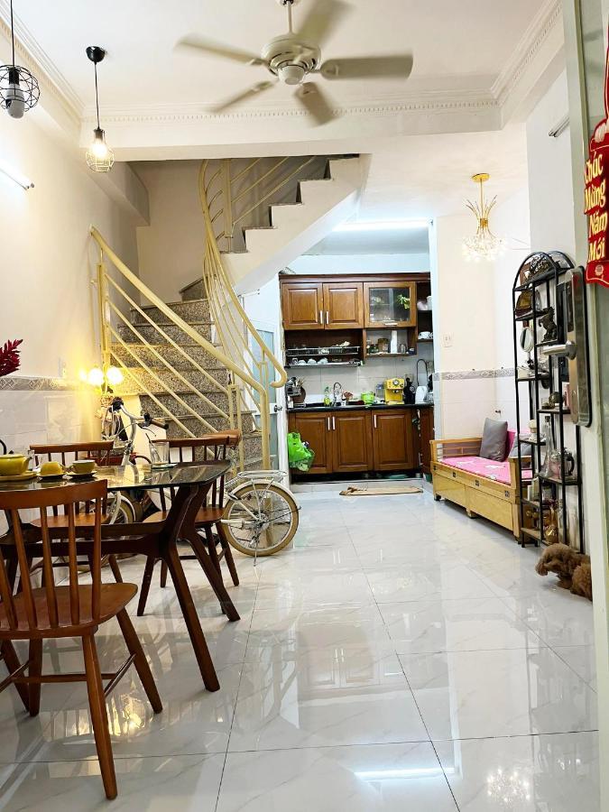 Homestay Ms. Hoa 胡志明市 外观 照片