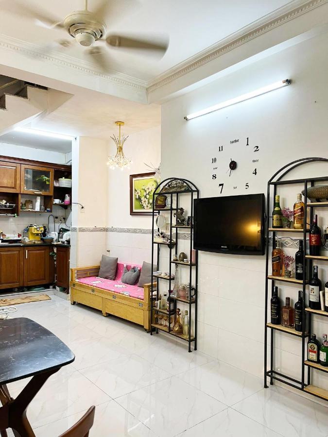 Homestay Ms. Hoa 胡志明市 外观 照片