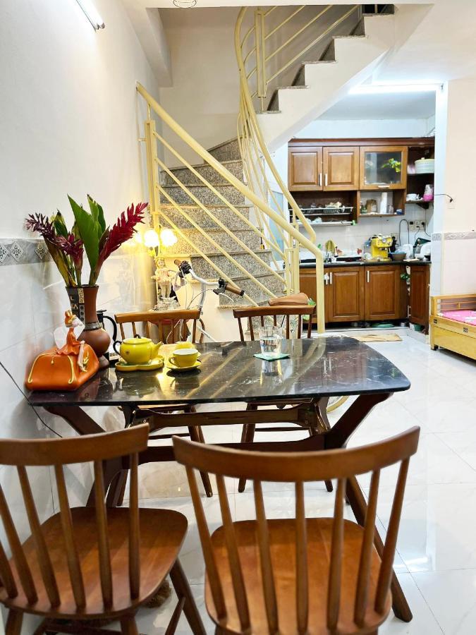 Homestay Ms. Hoa 胡志明市 外观 照片